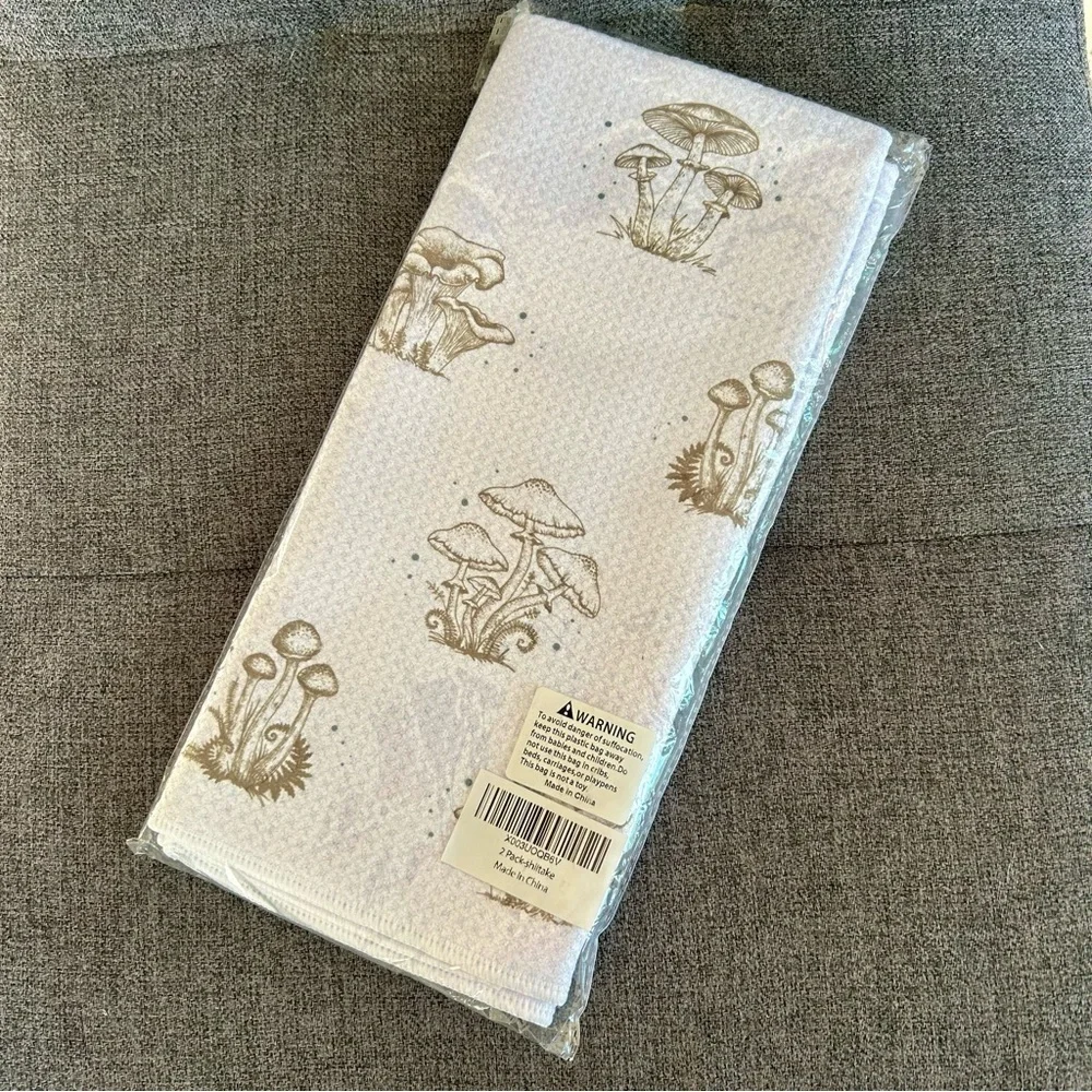 Set/2 Funny Mushroom Dishtowels (1/“Let that Shiitake Go” + 1/Print), White, Tan